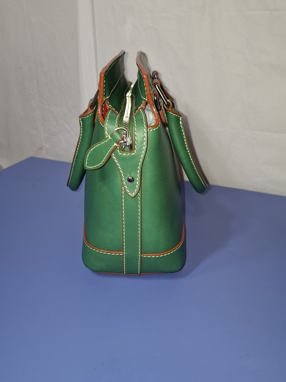 Rare Vintage Dooney & Bourke Gracie Satchel- EUC - Picture 3 of 13